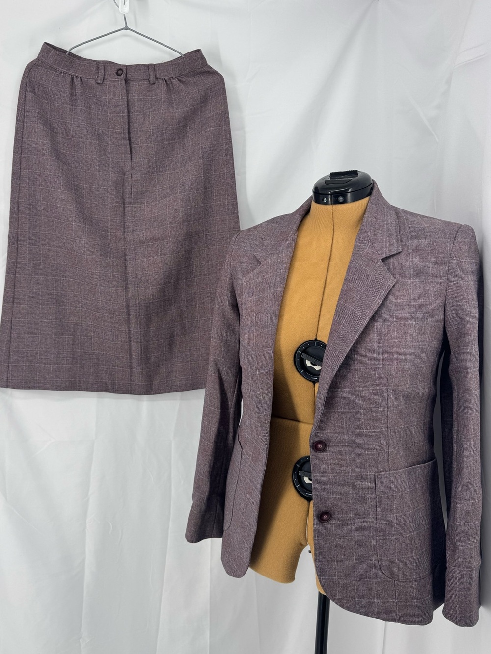 Vintage 80s Women's Plum Check Blazer & Skirt Set - Classic Tailored Suit 0301